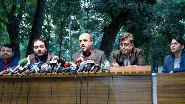 https://newsmirror24.news/