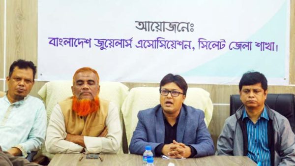 https://newsmirror24.news/